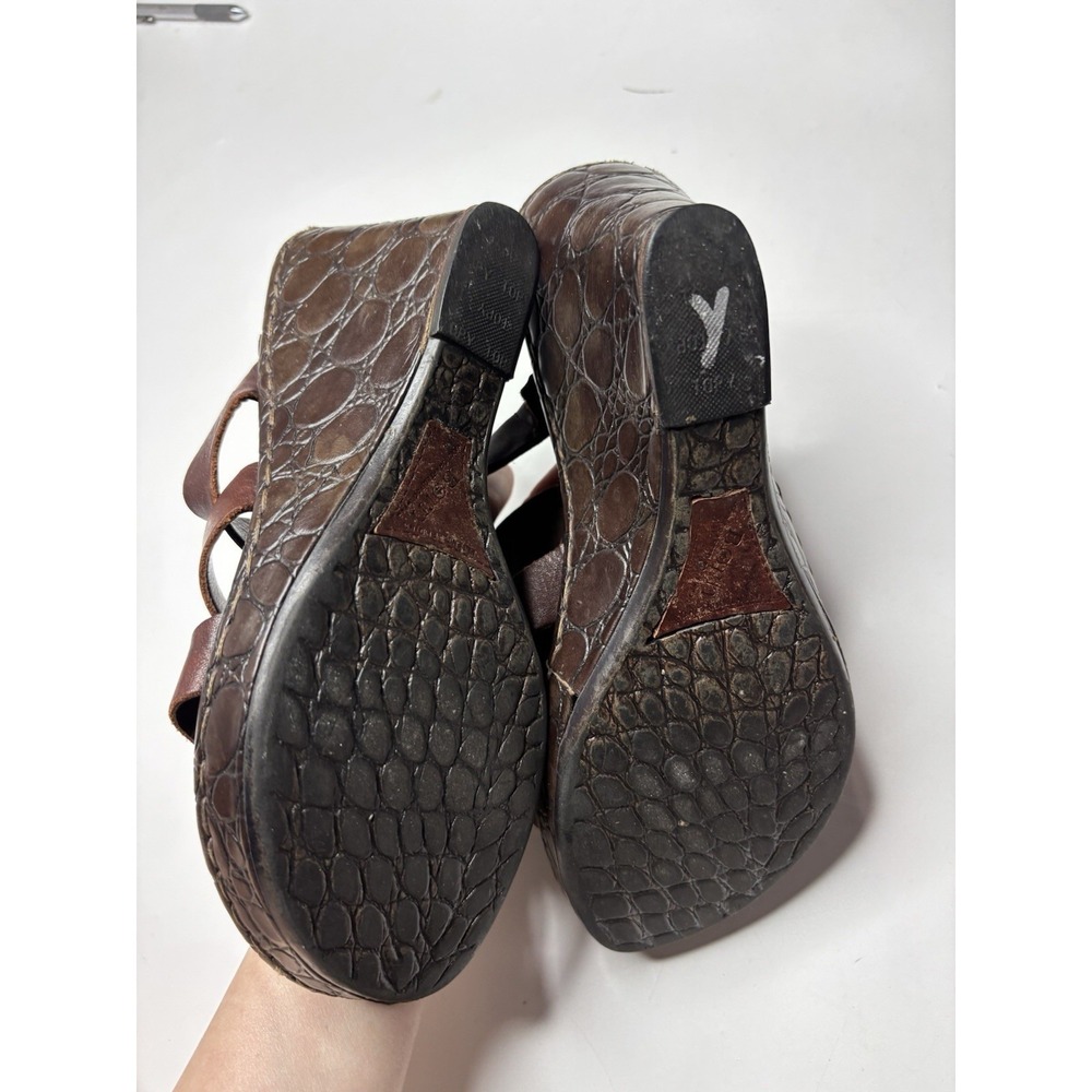 Born Women 7.5 Brown Fisherman Leather Wedge Sandals Shoes Chunky Y2K 00s Hippie - Picture 3 of 5